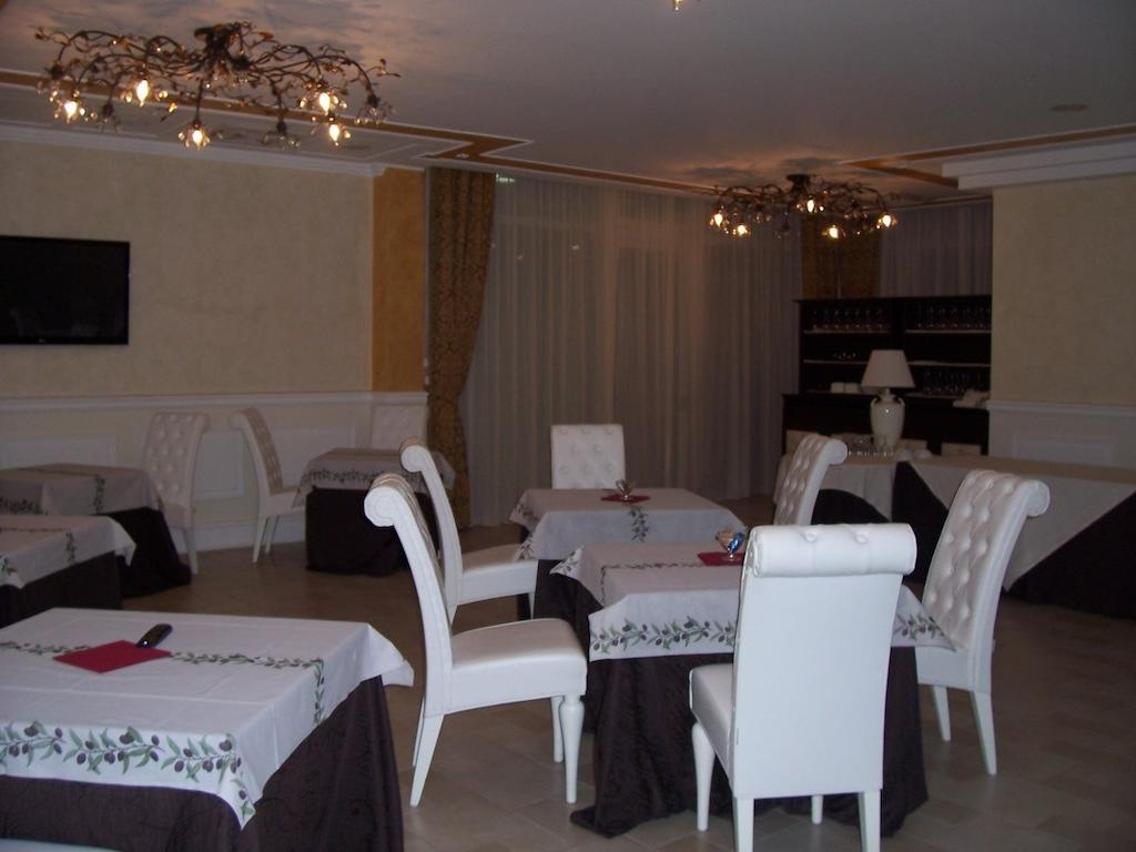 Hotel Madonna Delle Grazie Ceglie Messapica Zewnętrze zdjęcie
