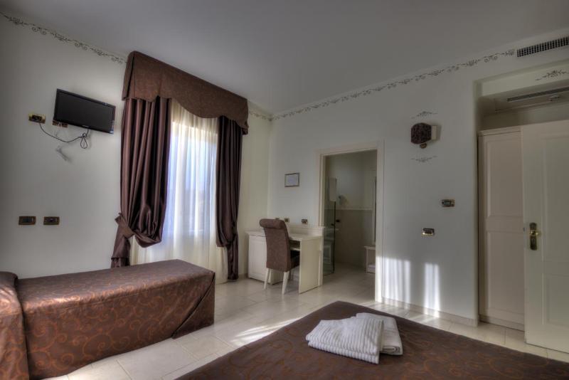 Hotel Madonna Delle Grazie Ceglie Messapica Zewnętrze zdjęcie
